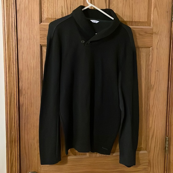 Other - 💥Mens Calvin Klein button neck pullover💥